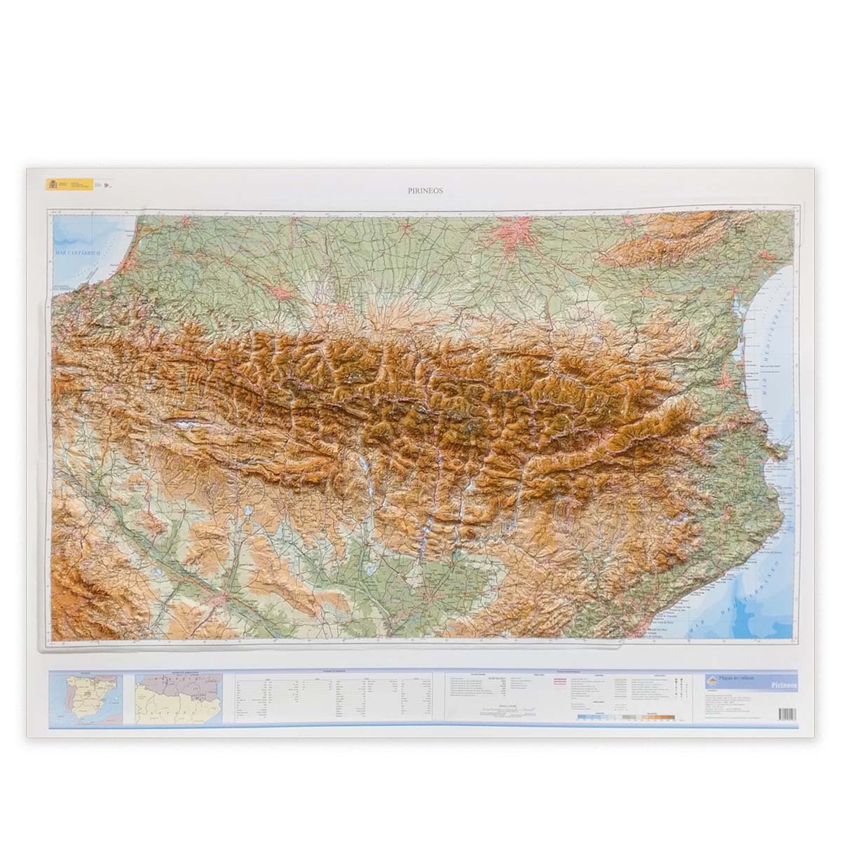 Relieve de Pirineos en 3D a 1:375.000 ed. 2025